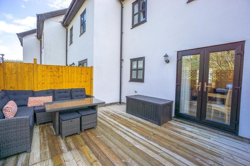 4 Boat Yard Villa Аберсох Екстериор снимка